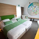B-lodge Boutique 3*